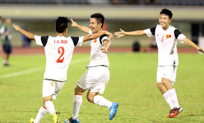 Nhiều cầu thủ U19 Việt Nam chấn thương sau trận thắng Thái Lan