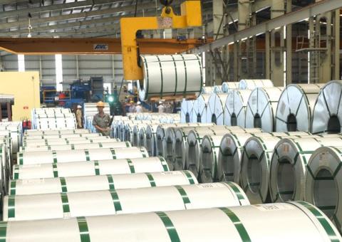 Việt Nam tính tăng dự án thép: Nguy cơ phụ thuộc