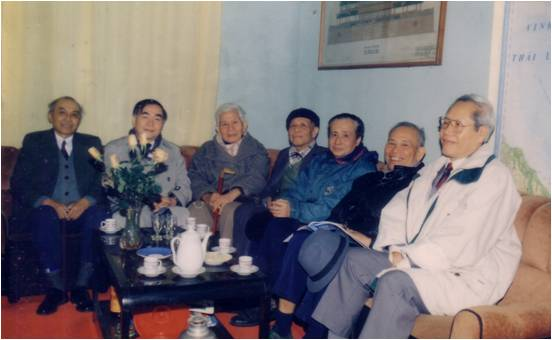 NGƯỜI THẦY ĐẦU TIÊN
